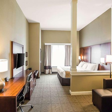 Comfort Suites - Додж-Сити Экстерьер фото