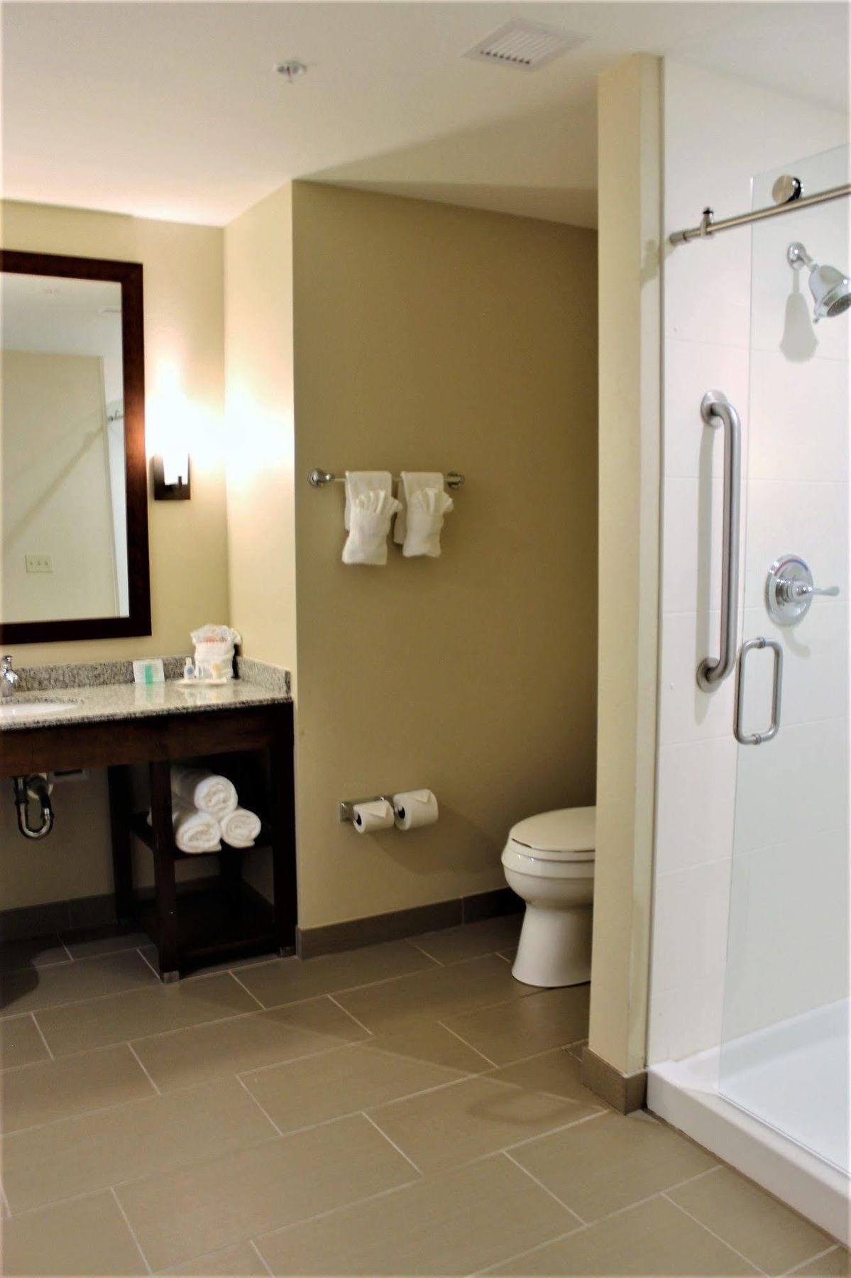 Comfort Suites - Додж-Сити Экстерьер фото